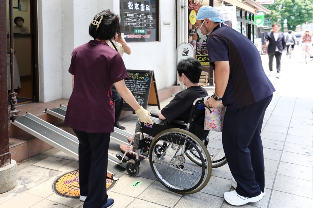車いす用スロープ